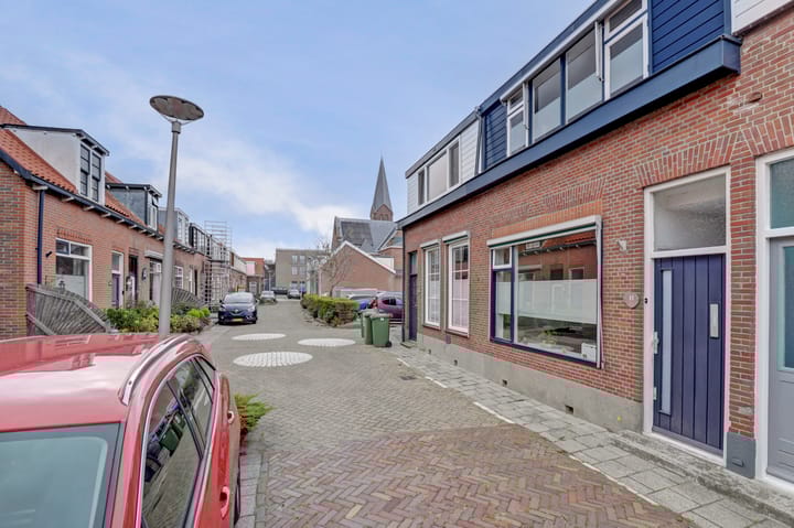 Photo 33 of Koningin Wilhelminastraat 11