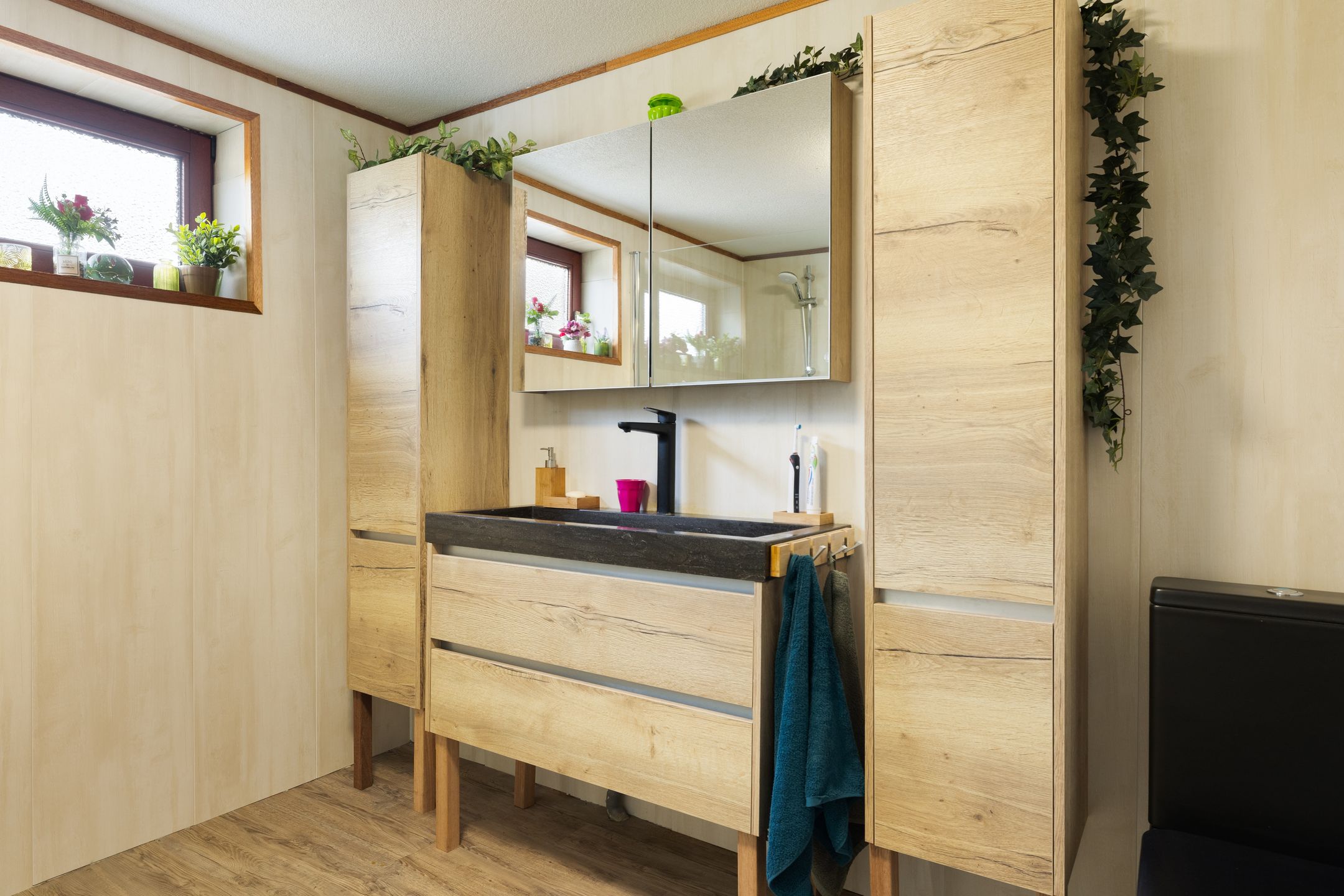 Foto 27 van Zuidervaartdijk 112-ROOD