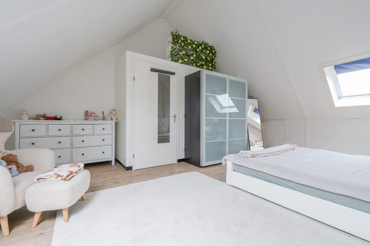 Photo 23 of Straat van Corsica 215