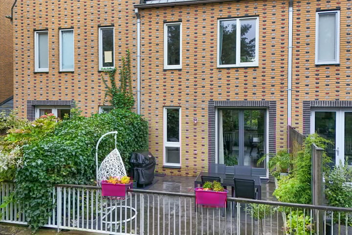 Photo 24 of Straat van Corsica 215