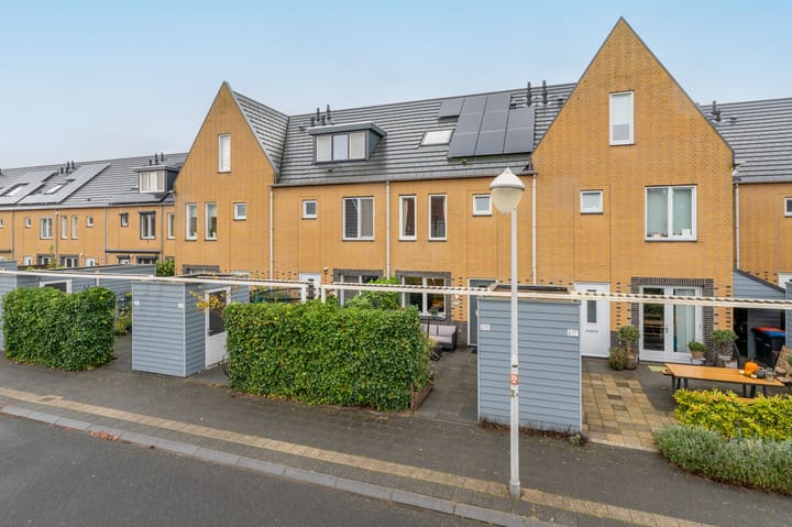 Photo 26 of Straat van Corsica 215