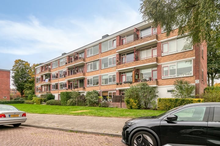 Foto 25 van Albardastraat 104