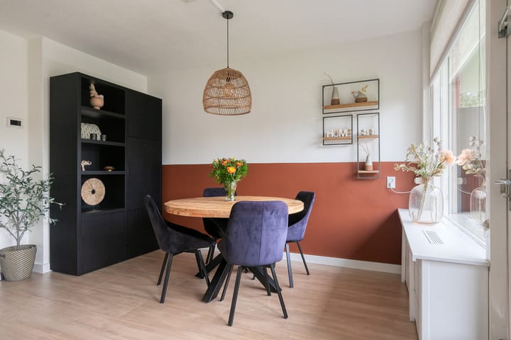 Foto 7 van Albardastraat 104