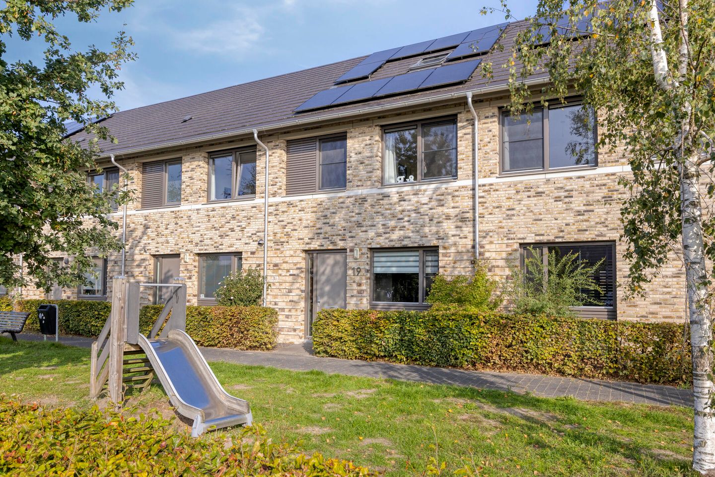 Foto 1 van Zaltbommelstraat 19