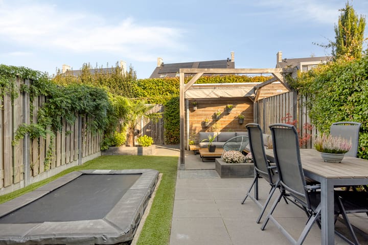 Photo 44 of Zaltbommelstraat 19