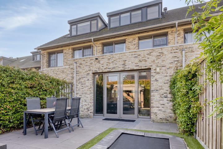 Photo 52 of Zaltbommelstraat 19