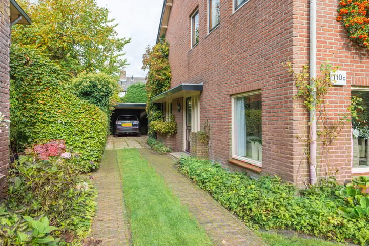 Photo 4 of Laarderweg 110-C