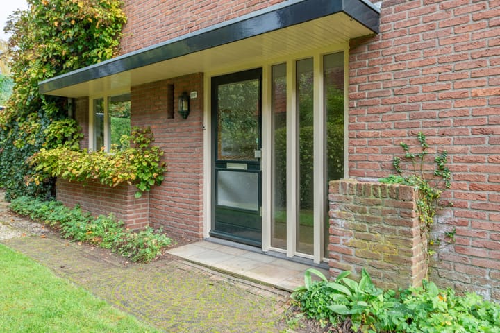 Photo 5 of Laarderweg 110-C