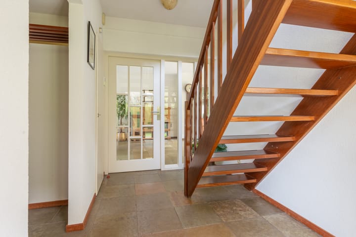 Photo 8 of Laarderweg 110-C