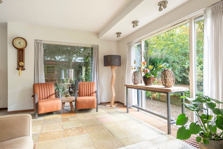 Photo 12 of Laarderweg 110-C