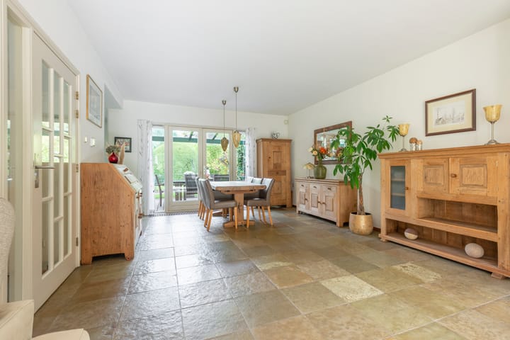 Photo 13 of Laarderweg 110-C