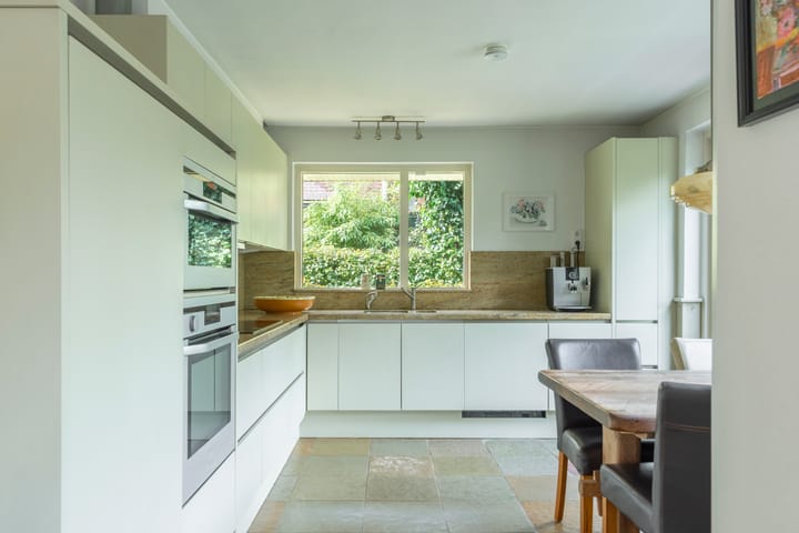 Photo 15 of Laarderweg 110-C