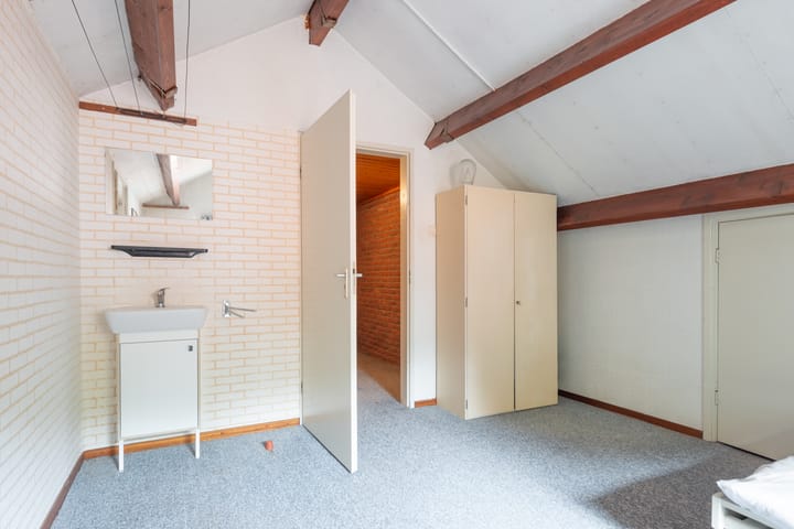 Photo 40 of Laarderweg 110-C