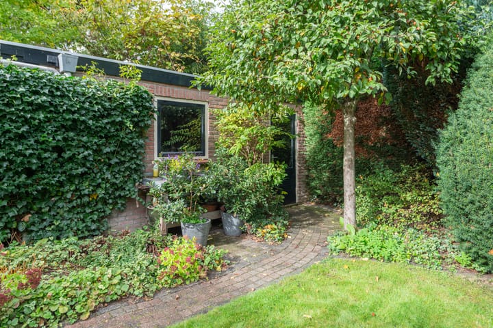 Photo 45 of Laarderweg 110-C