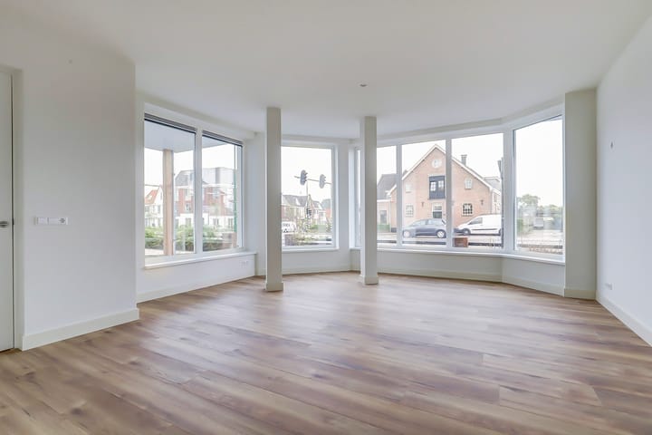 Photo 8 of Rijksstraatweg 154