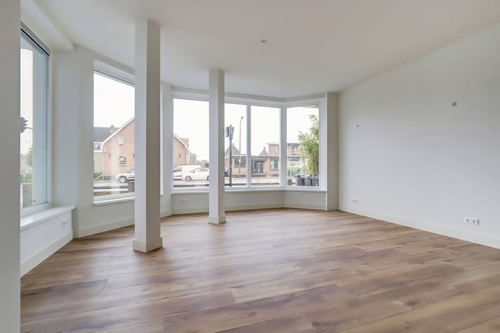 Photo 9 of Rijksstraatweg 154