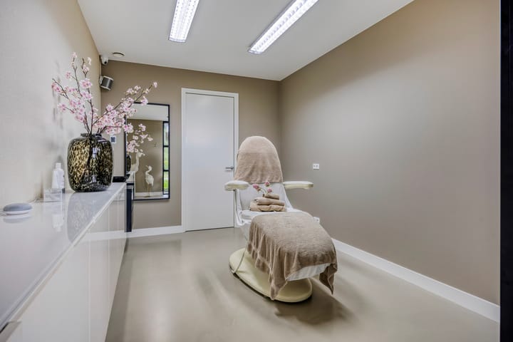 Photo 13 of Kerkweg 7