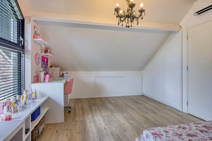 Photo 39 of Kerkweg 7