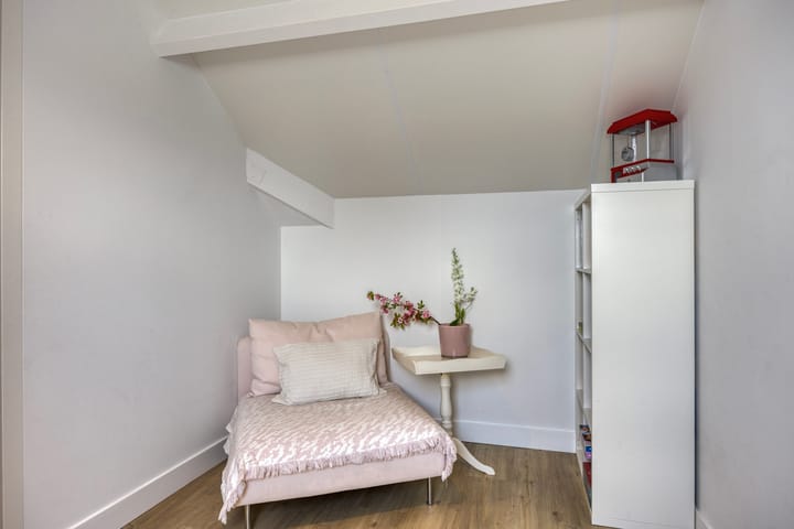 Photo 37 of Kerkweg 7