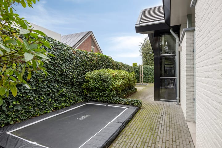 Photo 64 of Kerkweg 7