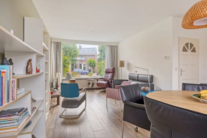 Photo 12 of Thomas van Diessenstraat 39