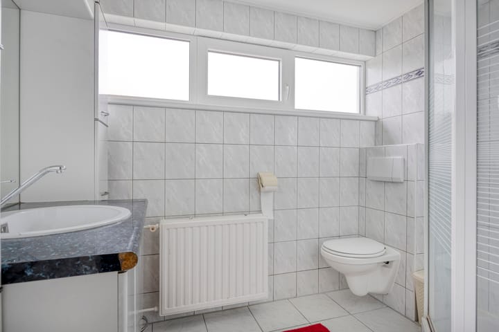 Photo 13 of Thomas van Diessenstraat 39