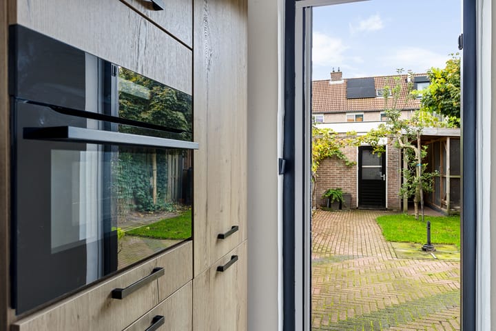 Photo 22 of Van Wijnbergenlaan 46