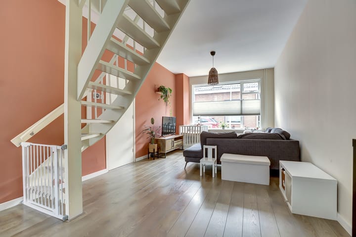 Photo 11 of Koningin Wilhelminastraat 11