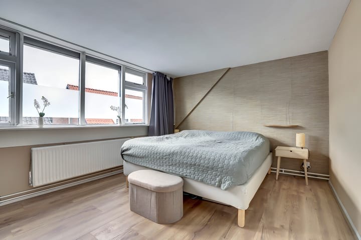 Photo 18 of Koningin Wilhelminastraat 11