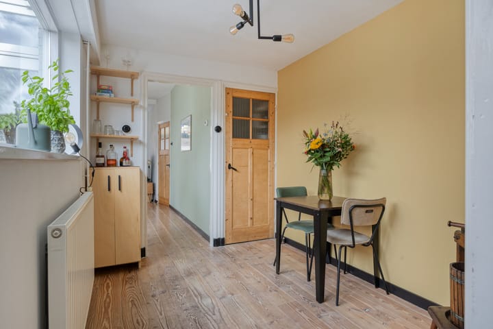 Photo 12 of Watertorenstraat 8