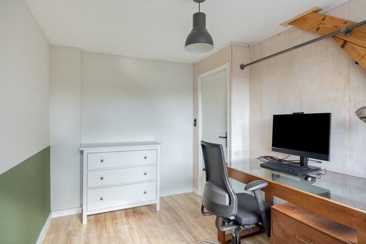 Photo 28 of Watertorenstraat 8