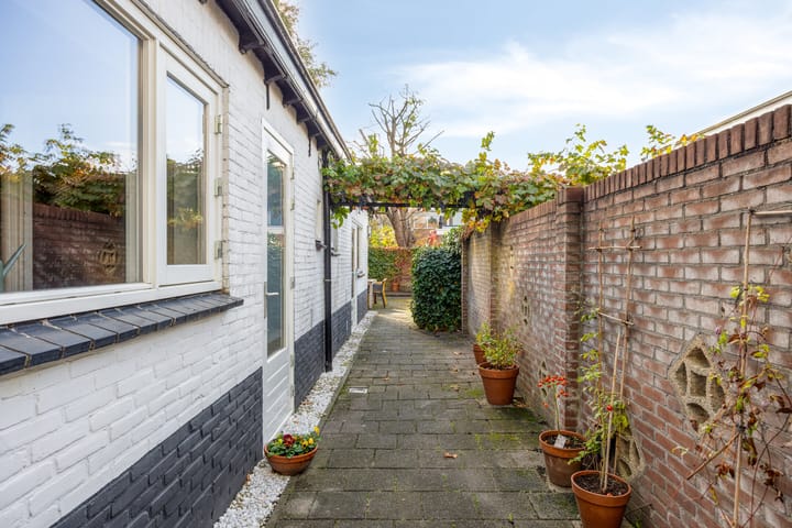 Photo 29 of Watertorenstraat 8