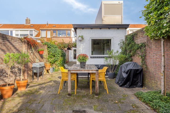 Photo 33 of Watertorenstraat 8