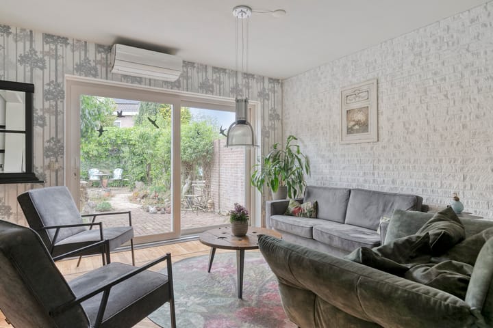 Photo 4 of De Indus 6