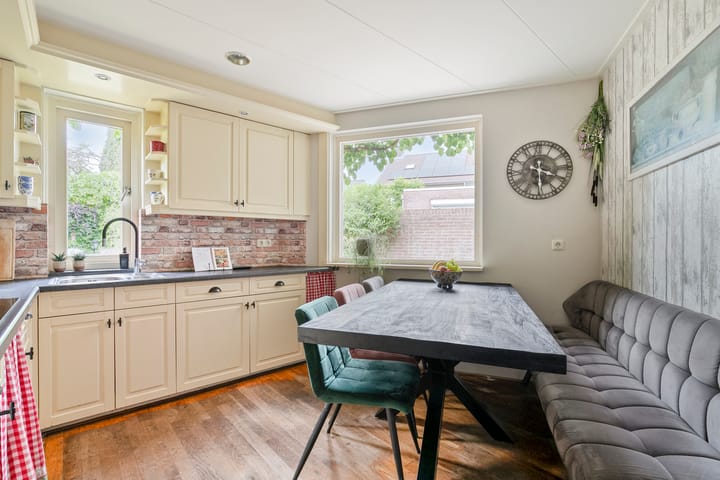 Photo 8 of De Indus 6