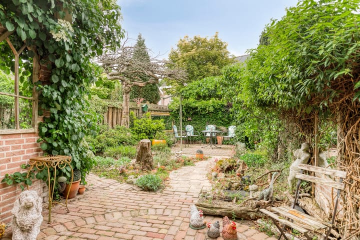 Photo 25 of De Indus 6