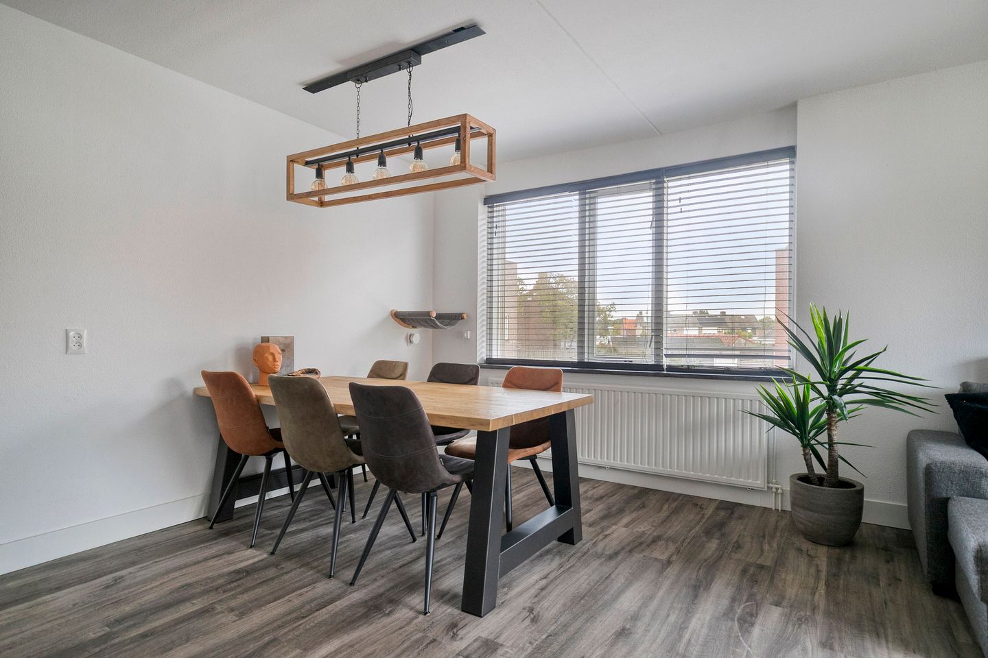 Foto 10 van Aldetiendstraat 20