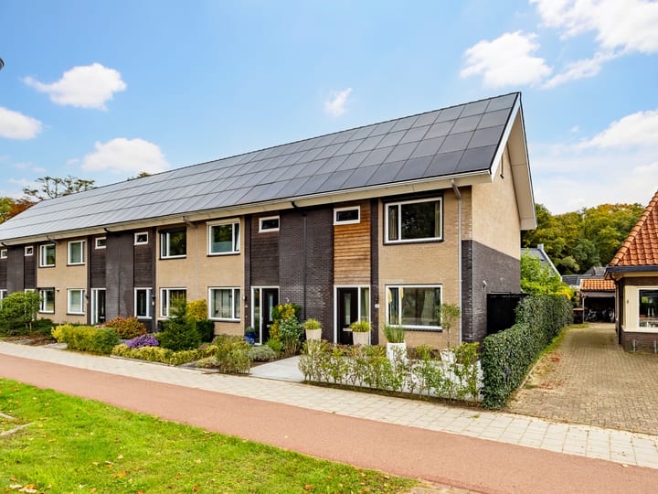 Dr.v.d.Hoevenlaan 3 F