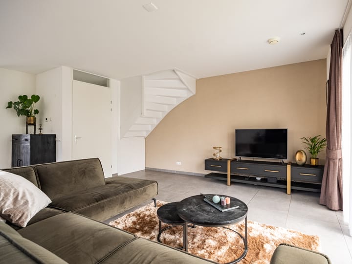 Photo 4 of Dr.v.d.Hoevenlaan 3-F