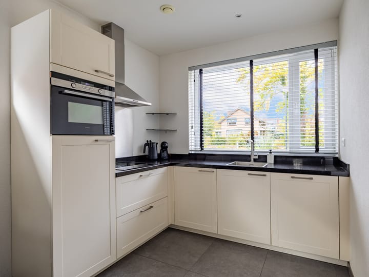 Foto 10 van Dr.v.d.Hoevenlaan 3-F