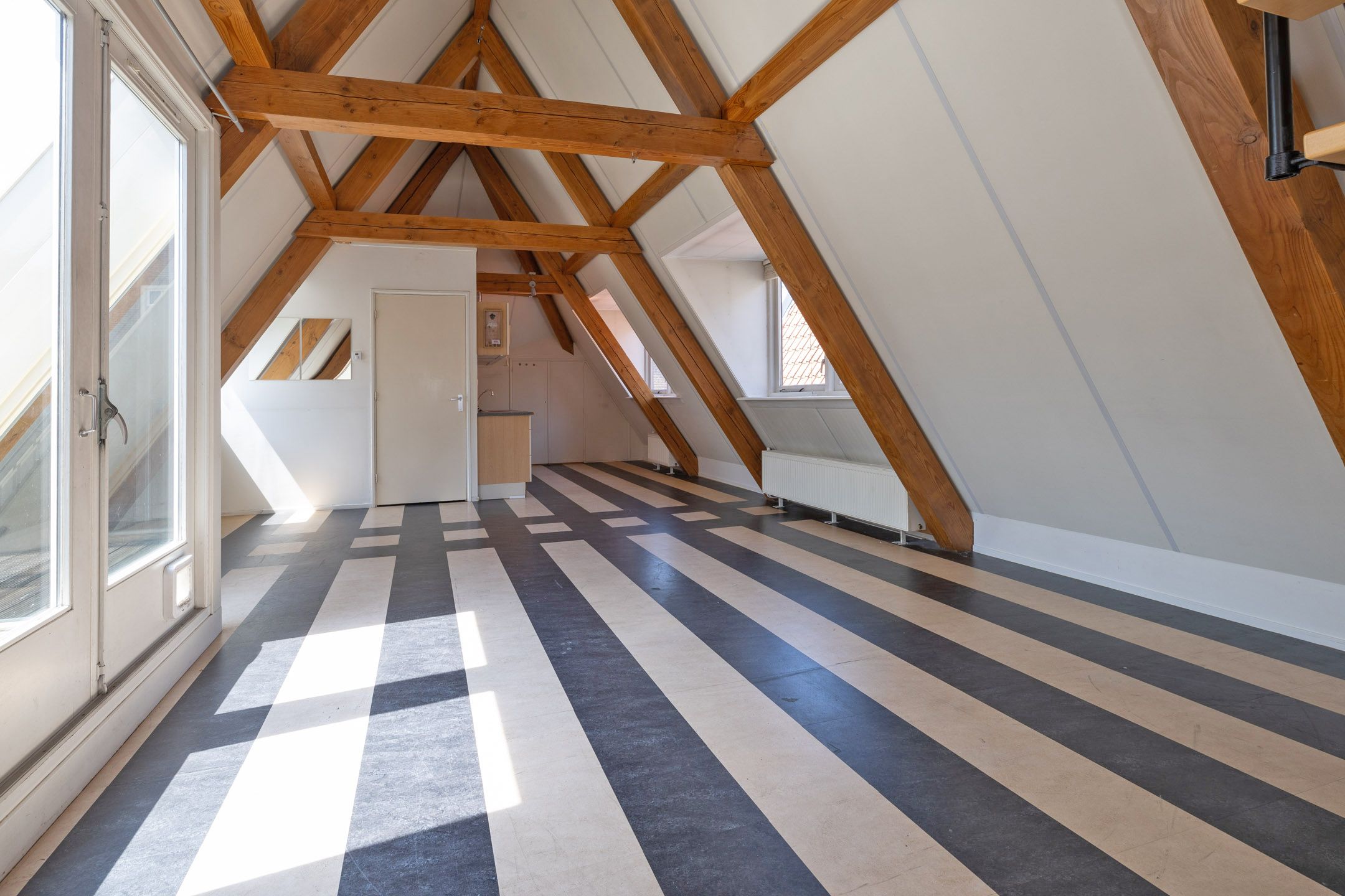 Foto 9 van De Rondensteeg 4