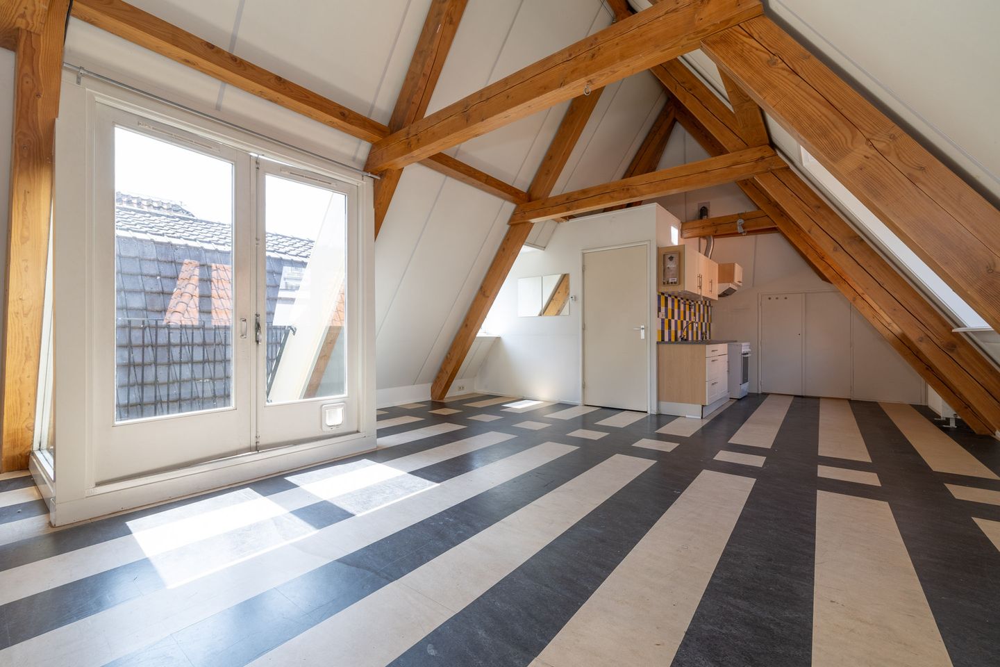 Foto 10 van De Rondensteeg 4