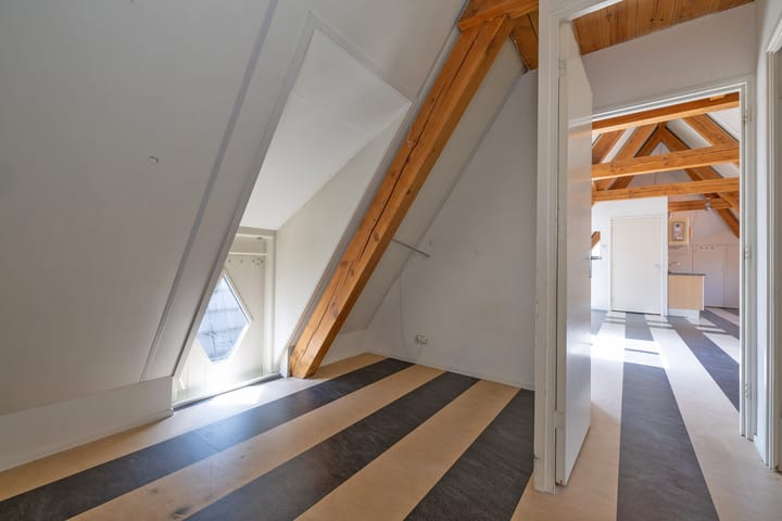 Foto 17 van De Rondensteeg 4