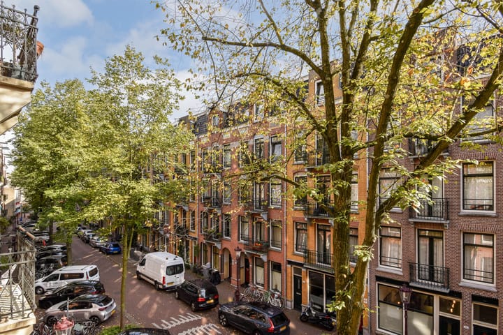 Photo 10 of Balistraat 25-2