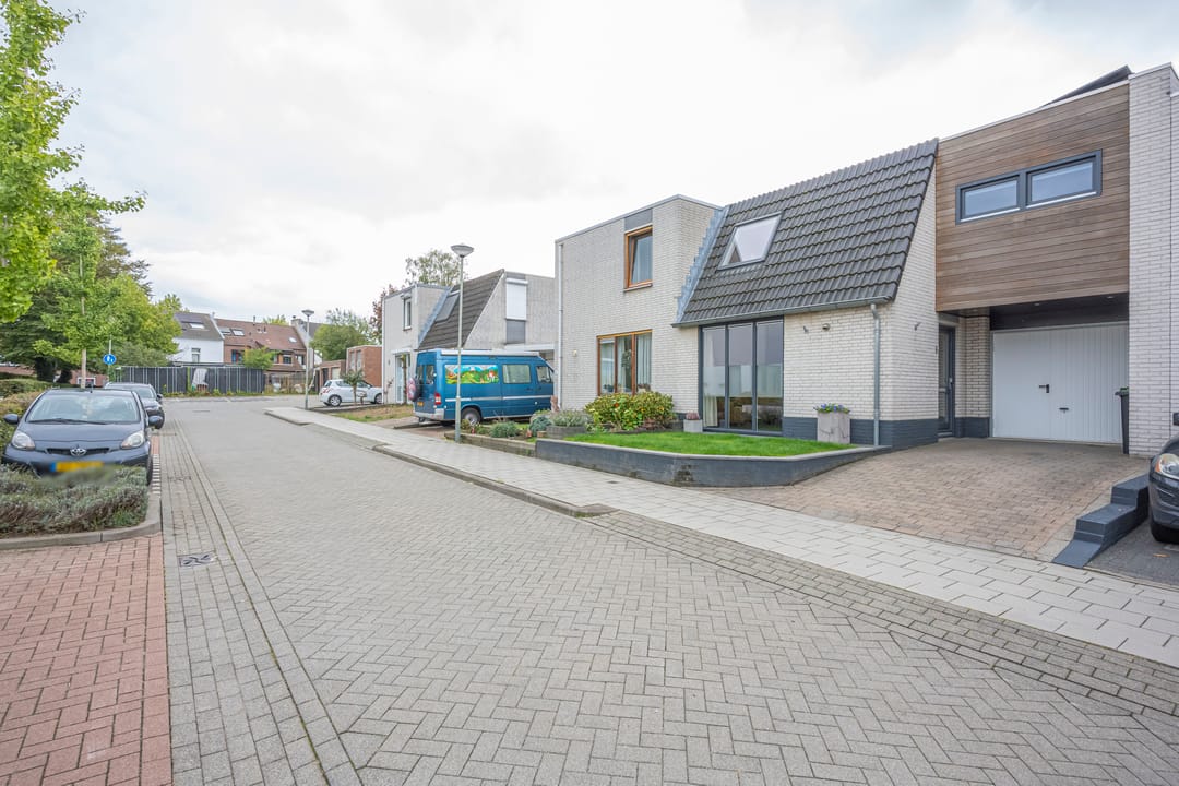 Foto 26 van Jennewegske 9