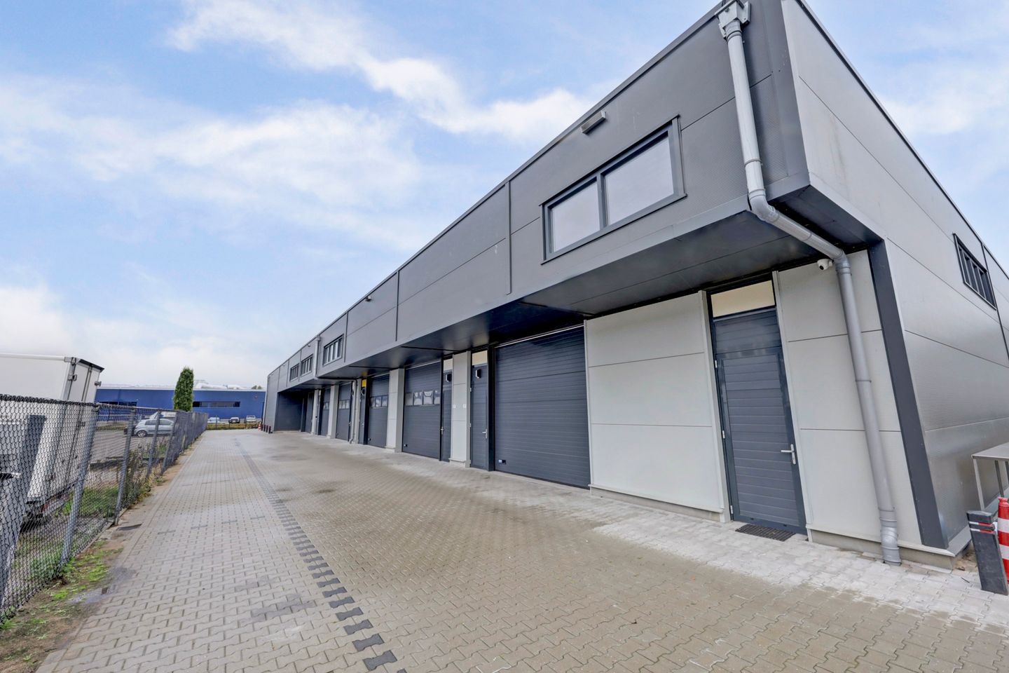 View photo 4 of De Tjonger 12-F