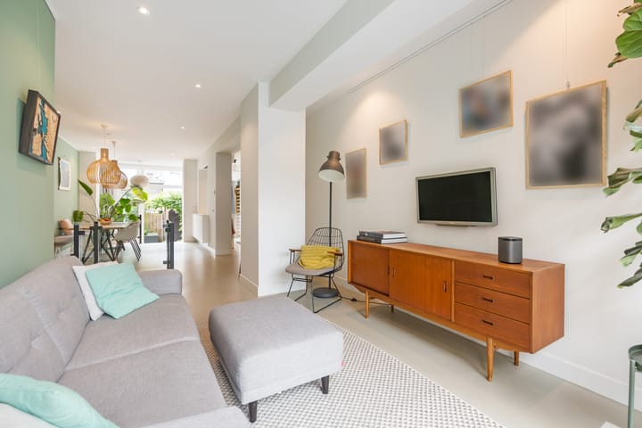 Photo 6 of Vrolikstraat 252-H