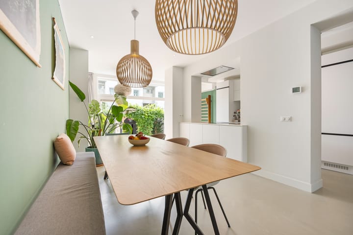 Photo 9 of Vrolikstraat 252-H