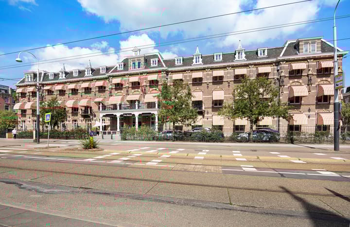 Photo 39 of Vrolikstraat 252-H