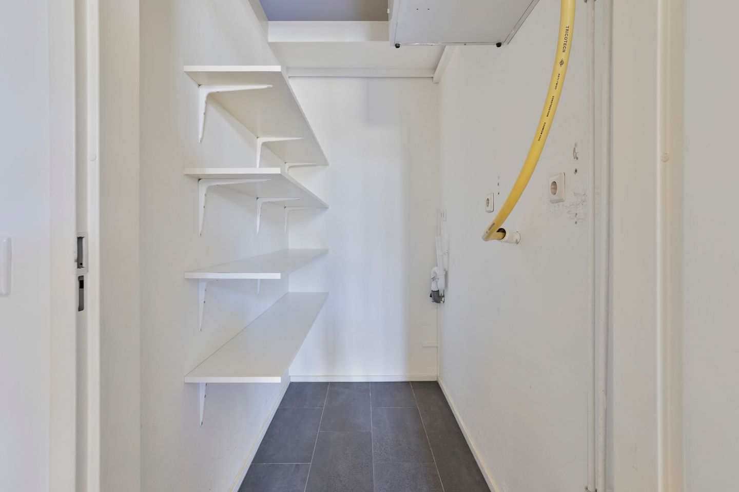 Photo 19 of Torenstraat 17-B